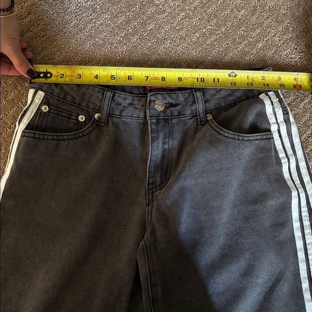 Edikted Jeans - Picture 10 of 10